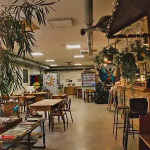  Hostal Le Flaneur